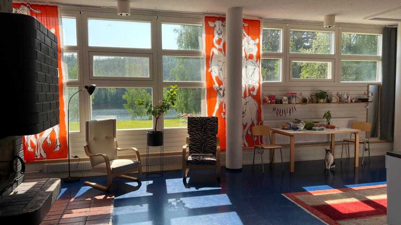 Vanha Koulu Suolahti Exterior photo